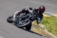 anglesey-no-limits-trackday;anglesey-photographs;anglesey-trackday-photographs;enduro-digital-images;event-digital-images;eventdigitalimages;no-limits-trackdays;peter-wileman-photography;racing-digital-images;trac-mon;trackday-digital-images;trackday-photos;ty-croes